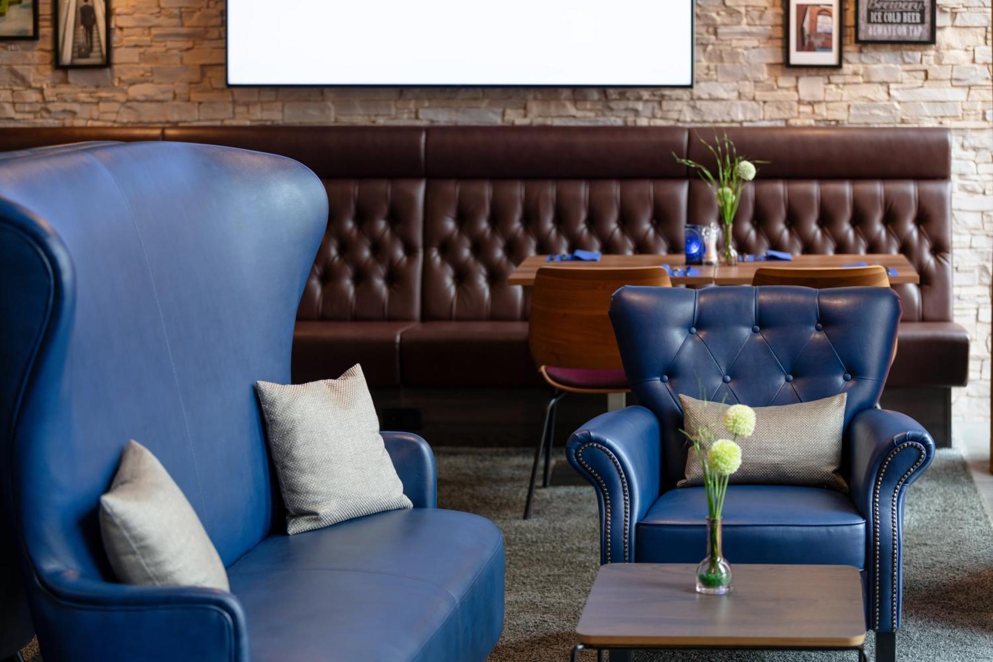 Hilton Garden Inn Stuttgart Neckarpark Экстерьер фото